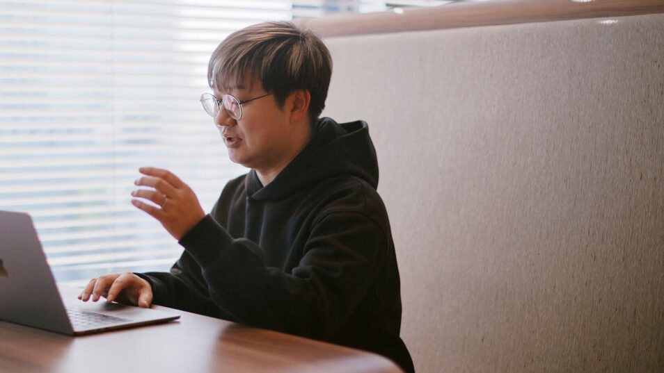 “理想を描き、実現させる” 事業会社で働くクリエイティブディレクターの仕事の醍醐味とは