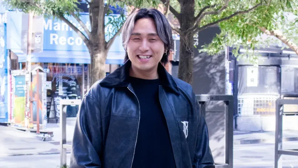 描く仕事から、ゲーム全体を見る仕事へ。 イラストレーター出身ディレクターのキャリア